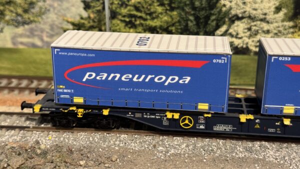 Paneuropa, Box, Krone, 7,45 m Low, Wechselbrücke Dunkel Blau H0