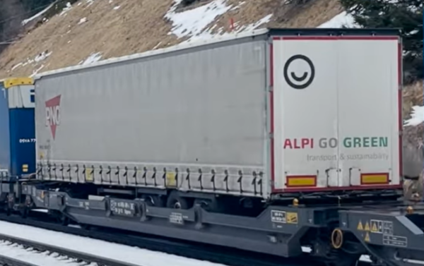PNO / ALPI Go Green, Krone Auflieger – Bild 3