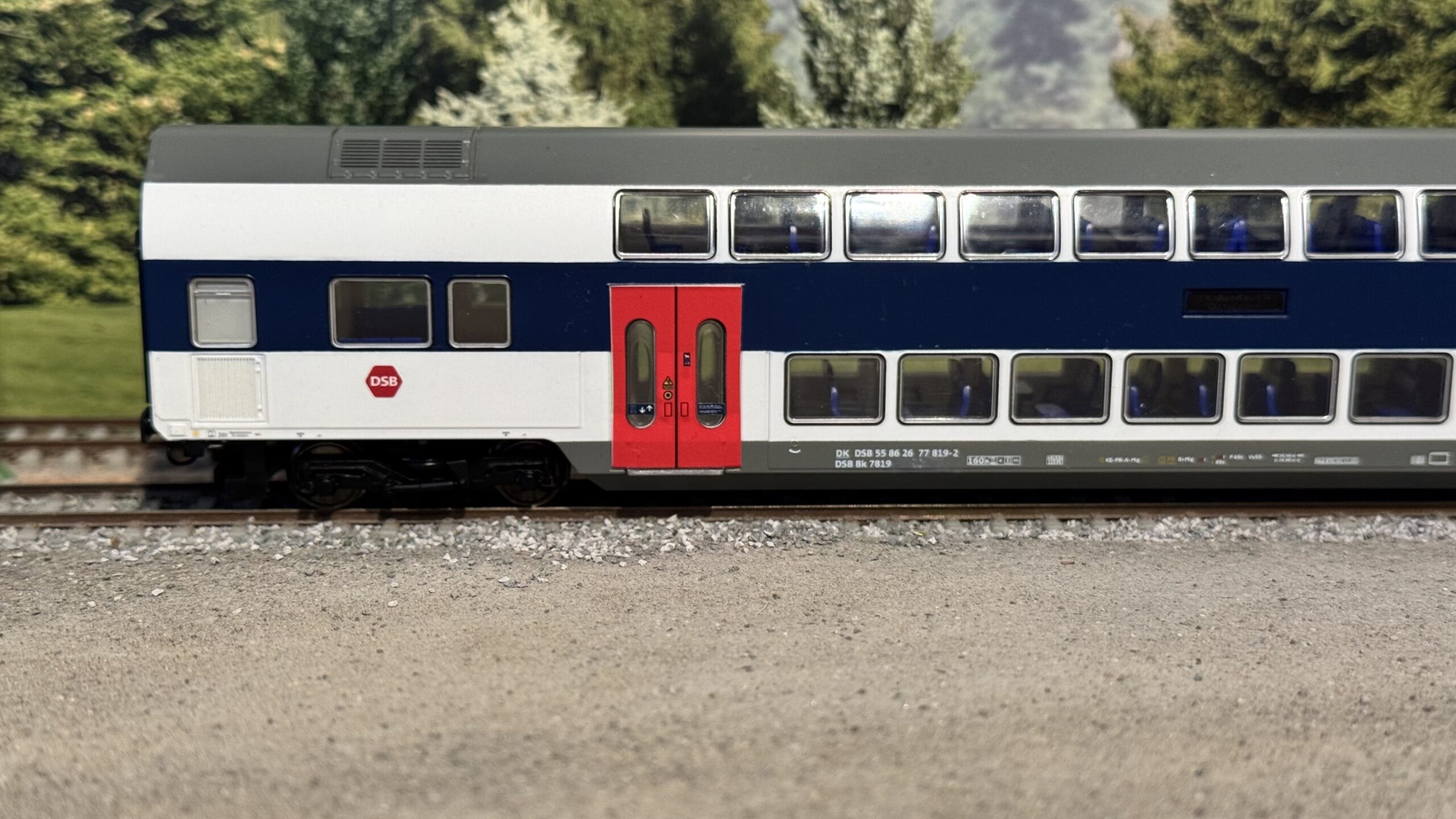 Decalsæt med EVN nummer + kiks - DSB Dobbeltdækkervogne - H0 – Bild 3