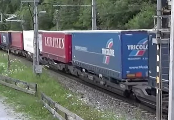 TRICOLORE Transport & Logistics (Padborg, Lauritzen), Krone Nikrasa Auflieger H0