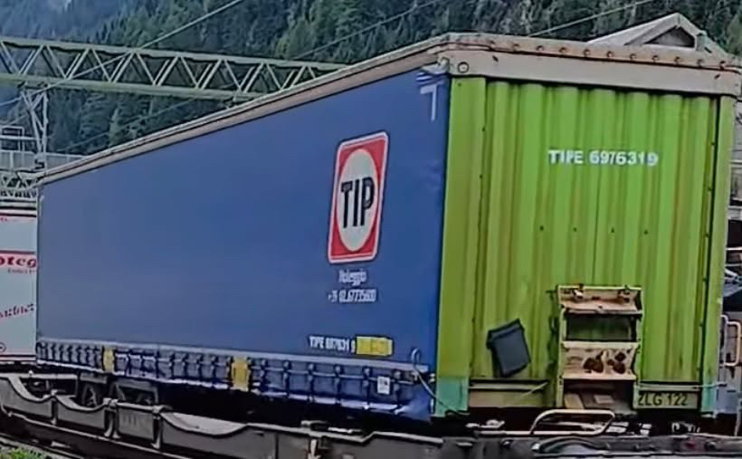 TIP alte BRING trailer, Krone Auflieger H0